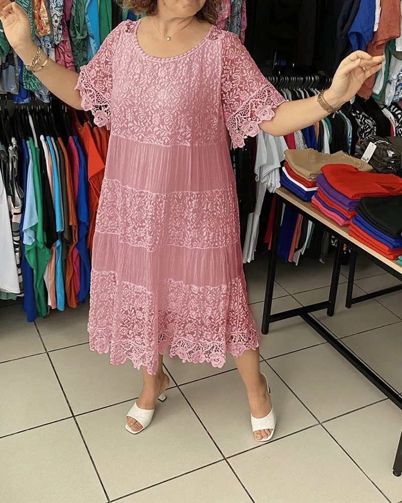 Drune | Stilvolles Kleid Mit Feiner Spitzenverzierung