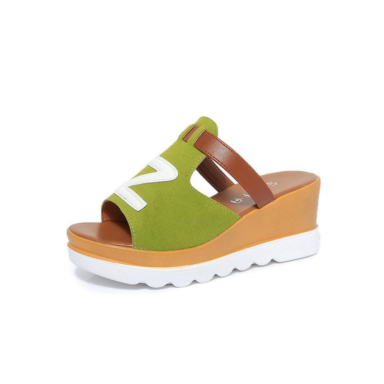 Damen nan Schlupf-Keilpantolette mit ergonomischer Wellenlaufsohle, gepolstertem Komfortfußbett und dekorativer Logoapplikation Drune