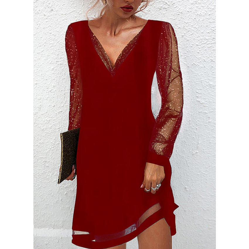 Drune | Solides Kleid mit Spitzenbesatz und V-Ausschnitt