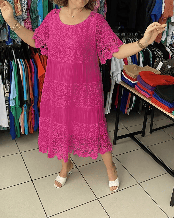 Drune | Stilvolles Kleid Mit Feiner Spitzenverzierung