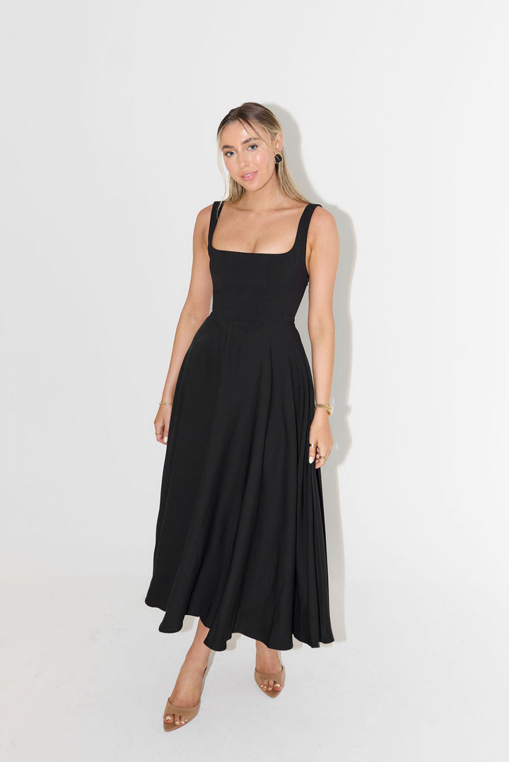 Drune | Midikleid mit quadratischer Ausschnitt