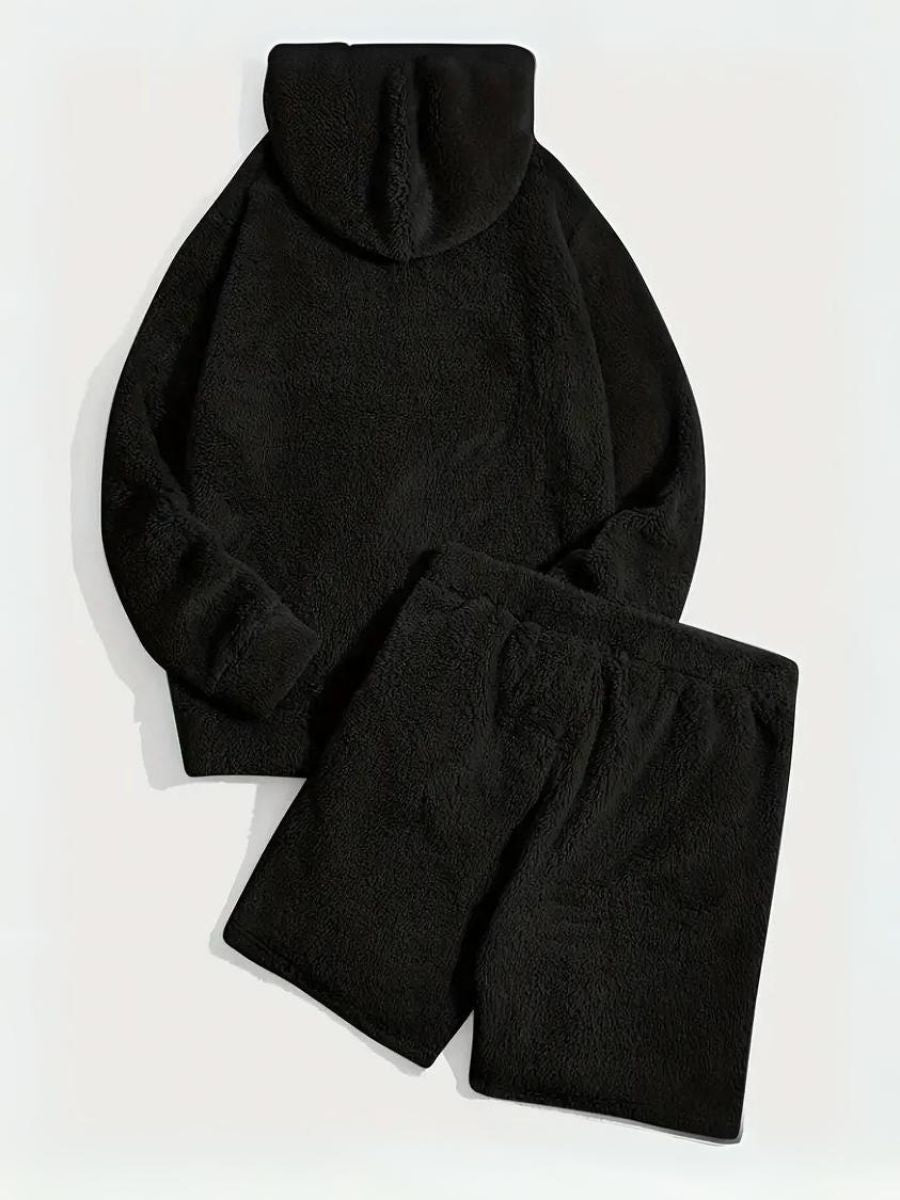 Drune | Fluffy Hoodie und Shorts