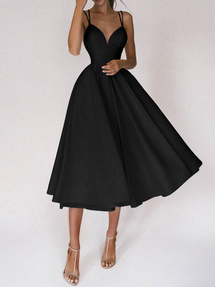 Drune | Grace Das Elegante Trägerkleid mit V-Ausschnitt