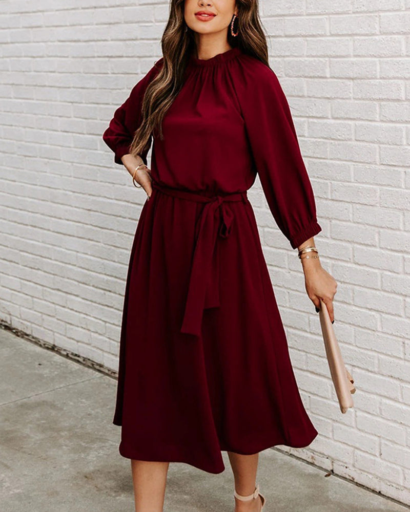 Drune | Einfarbiges Kleid mit Rundhalsausschnitt