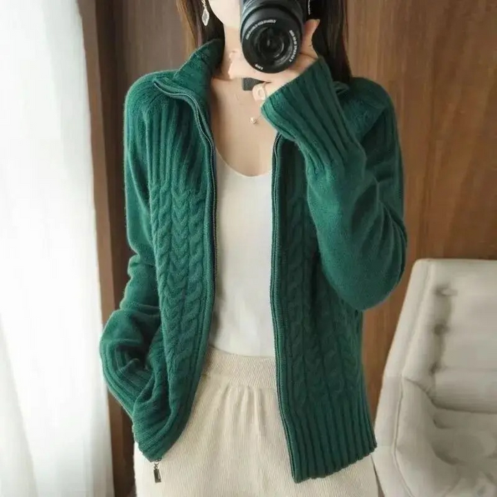 Drune | Gestrickte Jacke Damen Mit Reißverschluss Und Kabelstrickdetails