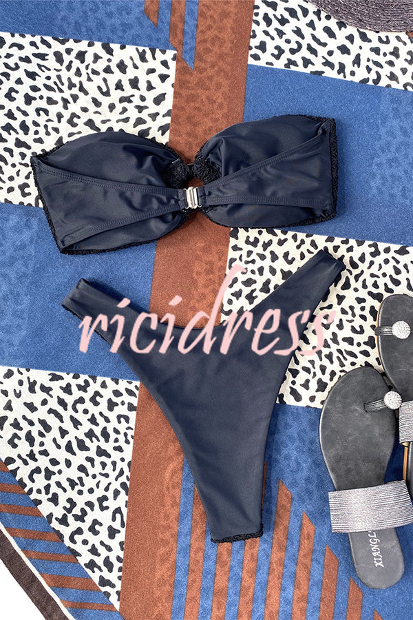 Drune Bandeau-Bikini mit Ringausschnitt