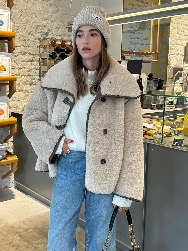 Drune | Cozy teddy jacket with classic collar