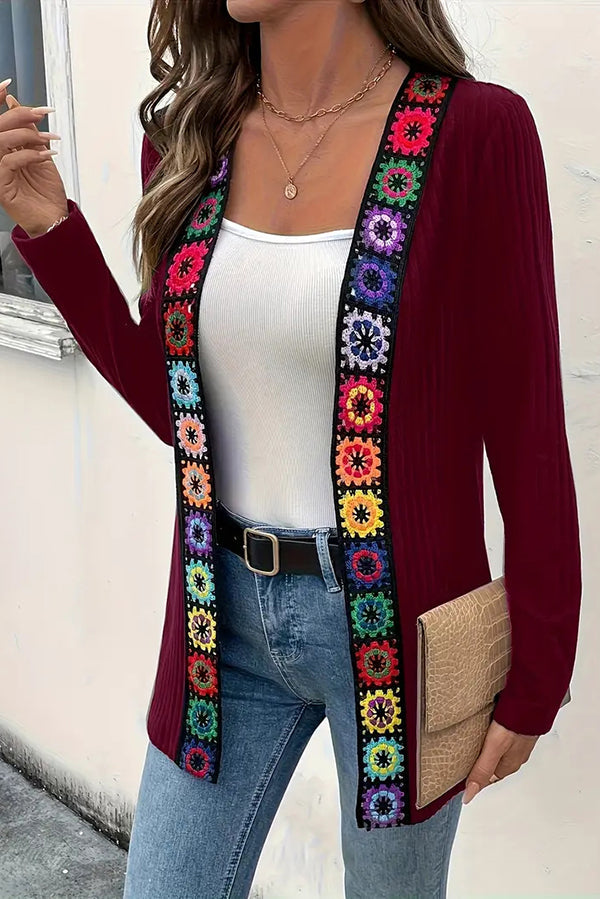 Drune | Strickjacke mit Blumenrand und langen Ärmeln
