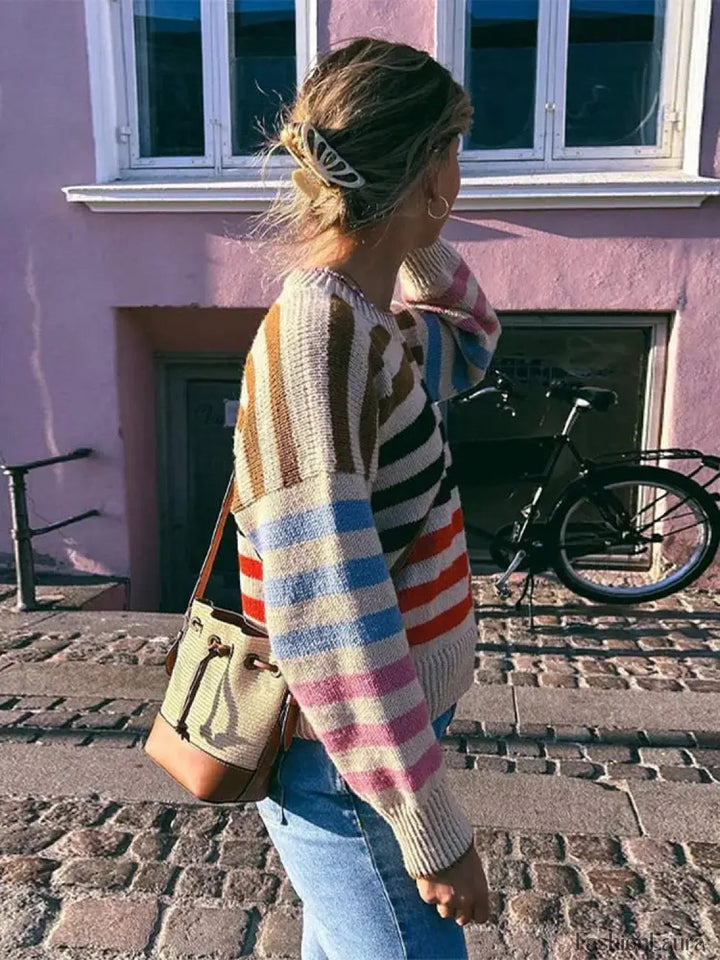 Drune | Colorful striped vintage knit sweater with a round neck
