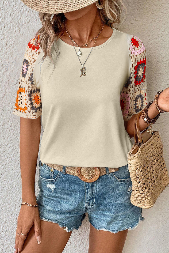 Drune | Florales Häkel-T-Shirt für Damen Leicht & Luftig