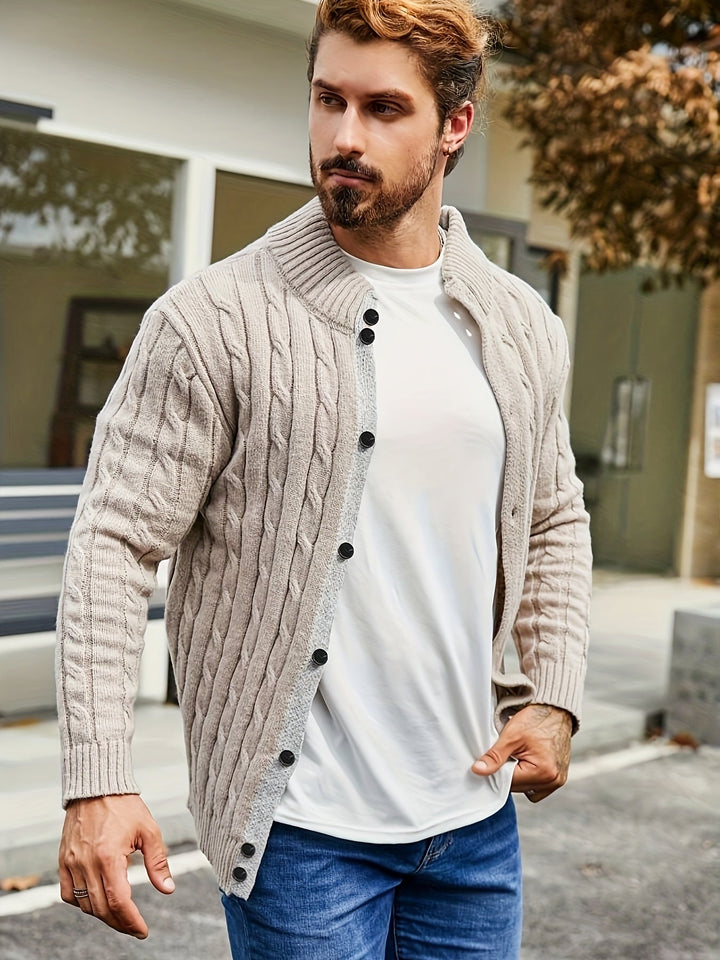 Drune | Lässige Herrenstrickjacke mit Knöpfen