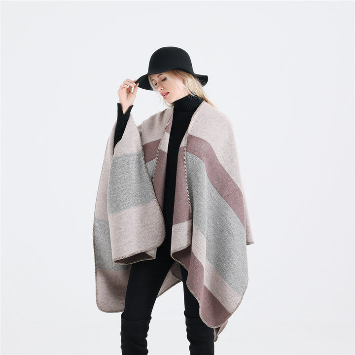 Damen Oversize‑Ruana‑Poncho aus Wollmix mit geometrischem Blockjacquard und V‑Ausschnitt Drune