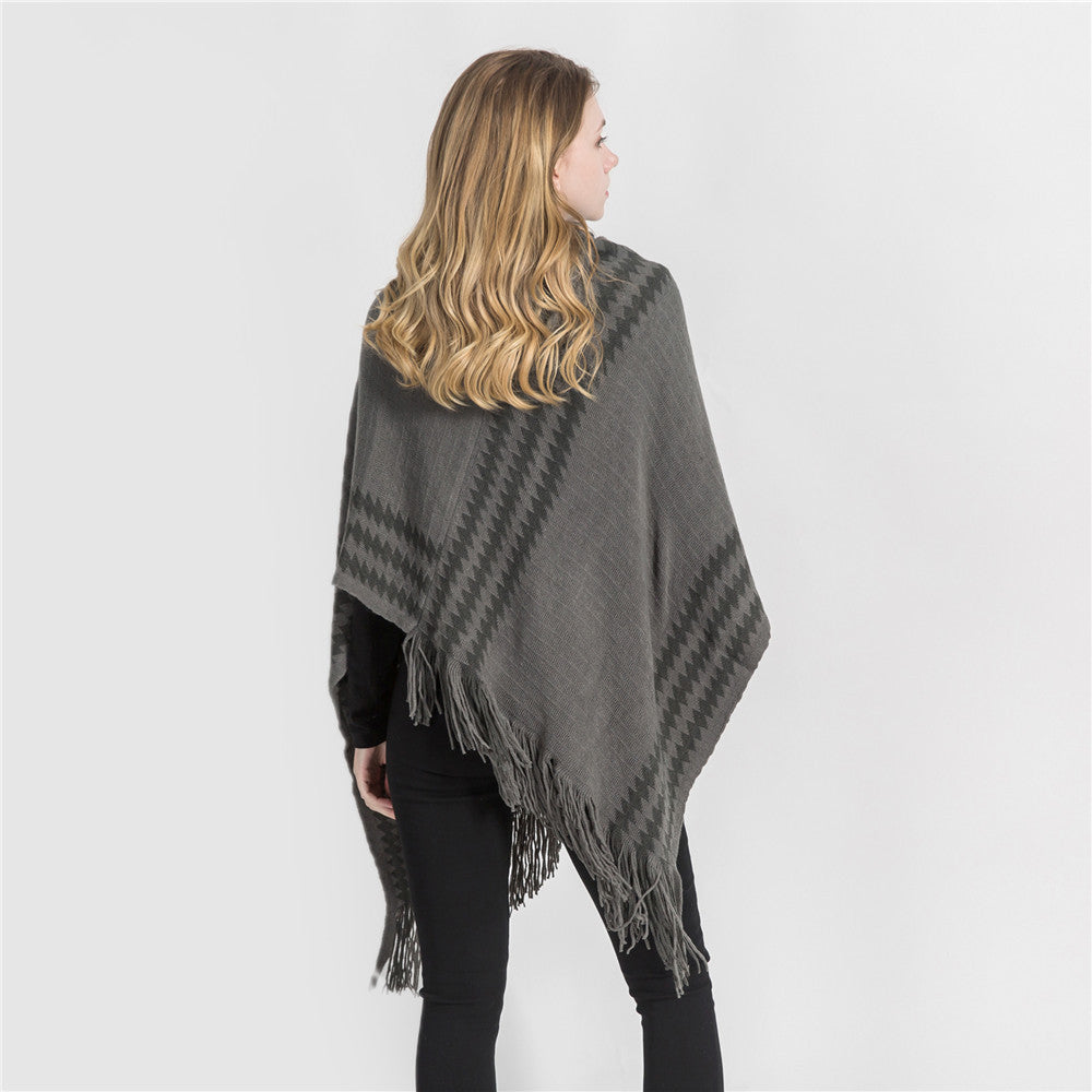 Damen Strick‑Kapuzencape im Hahnentritt‑Jacquard mit Fransensaum Drune