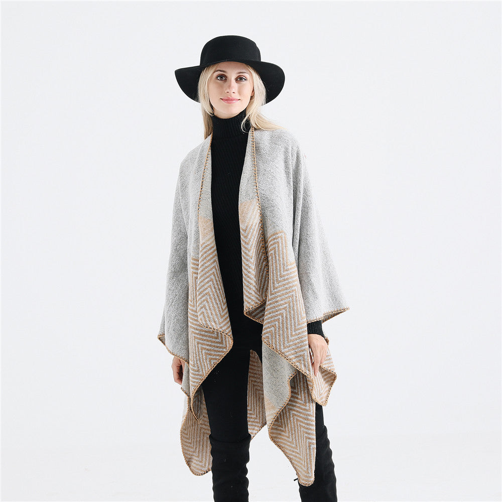 Damen Offener Ruana-Poncho im Oversize mit Chevron-Jacquard und Ziernaht Drune