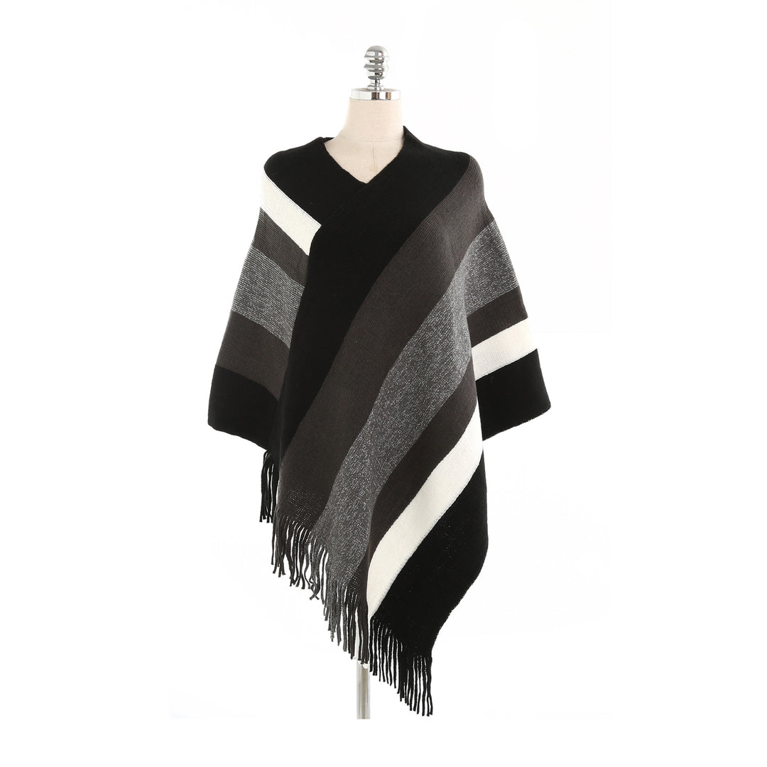 Damen Oversize‑Strickruana mit Fransensaum und diagonaler Blockstreifen‑Optik Drune