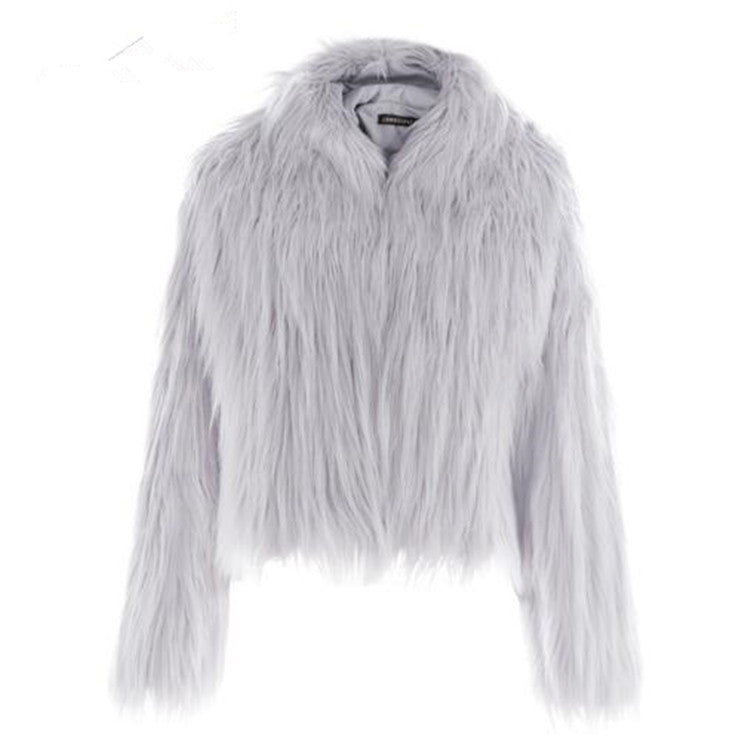 Damen Kurze Felljacke mit voluminösem Design Drune