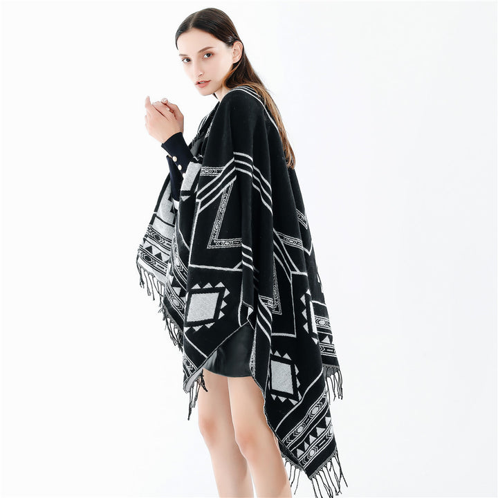 Unisex Ethno-Poncho aus weichem Strick mit Fransen und geometrischem Muster Drune