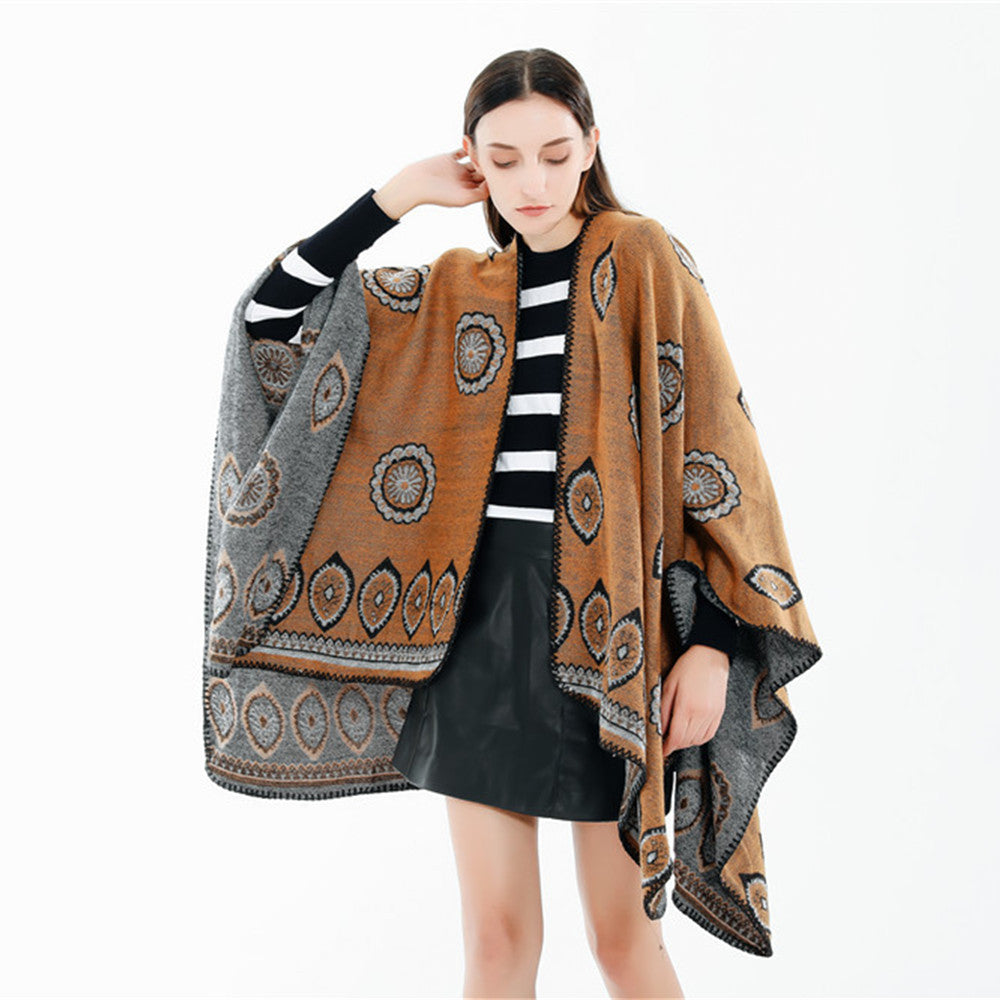 Damen Oversize-Ruana mit gewebtem Medaillon‑Jacquard und offenem Kimono‑Fall Drune