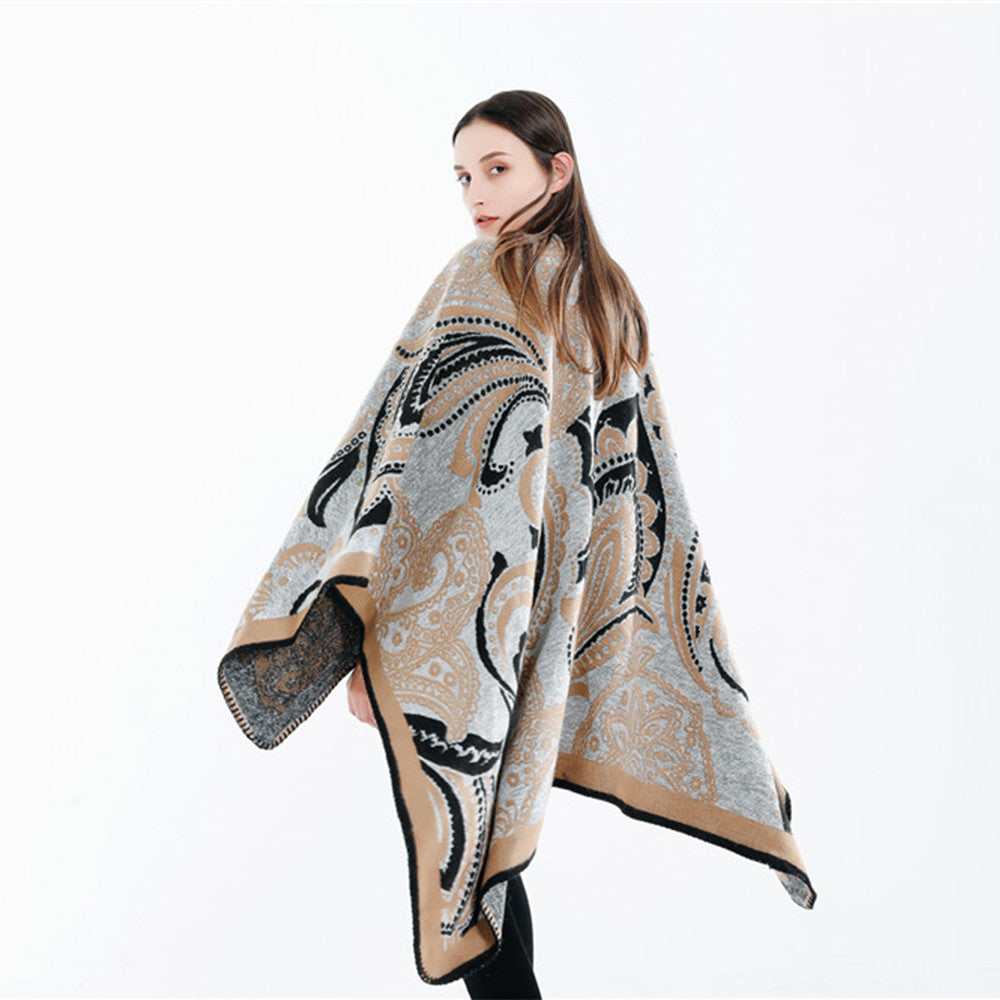 Damen Oversize-Ruana-Überwurf mit Paisley-Jacquard und Zierstichkante Drune