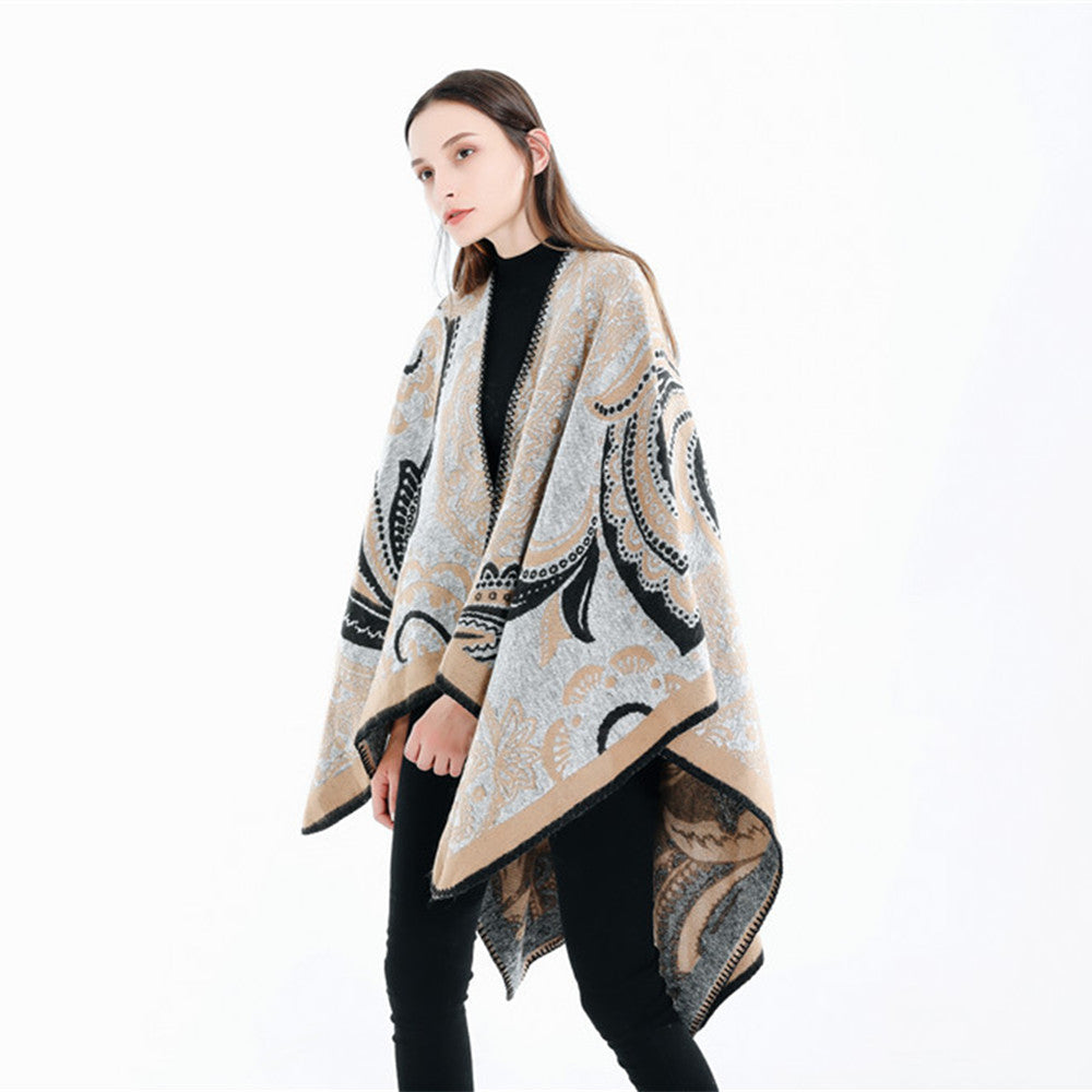 Damen Oversize-Ruana-Überwurf mit Paisley-Jacquard und Zierstichkante Drune