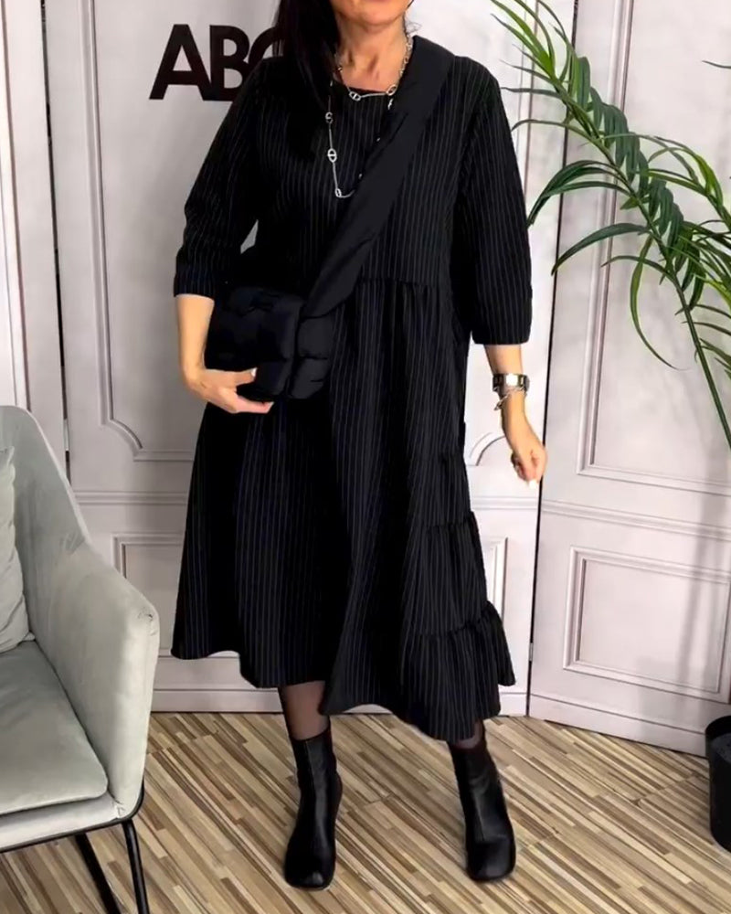 Drune | Schlichtes Geripptes Kleid mit Rundhalsausschnitt