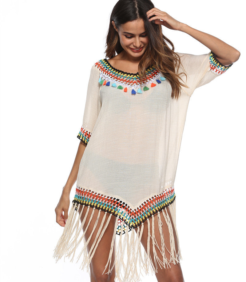 Damen Strandüberwurfkleid mit fransigem Saum und buntem Häkelmuster Drune