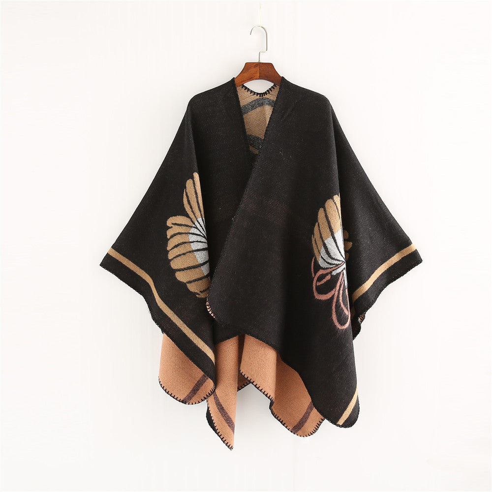 Damen Jacquard-Ruana mit floralem Intarsienmuster und zweifarbiger Wendekante Drune