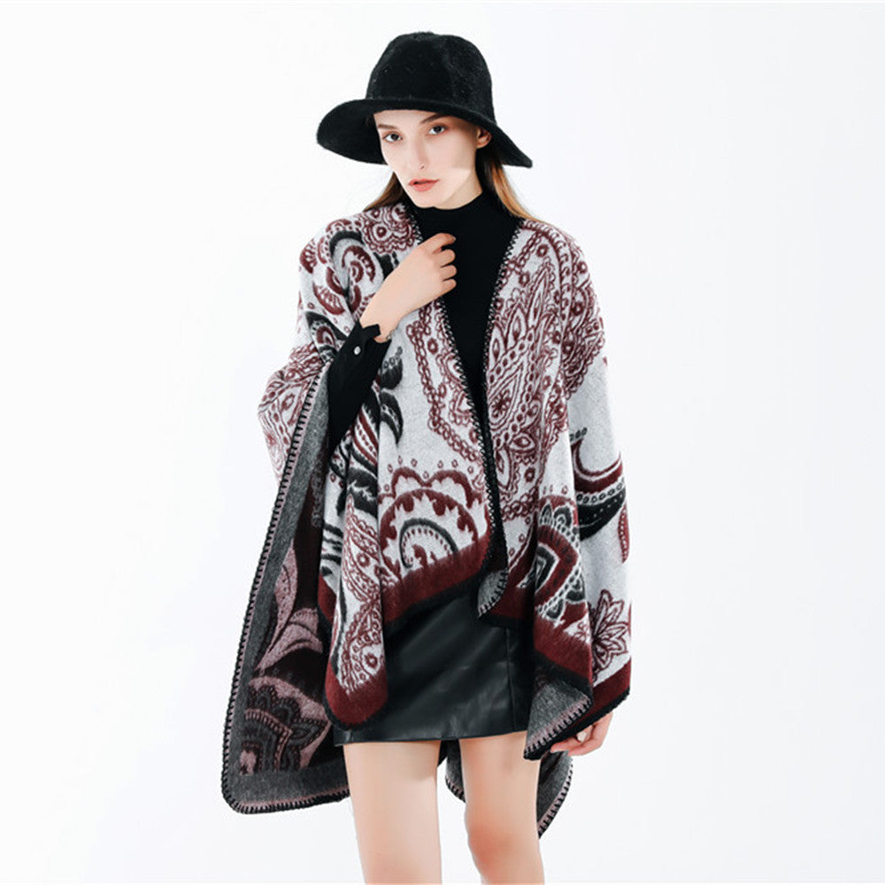 Damen Oversize-Ruana-Überwurf mit Paisley-Jacquard und Zierstichkante Drune