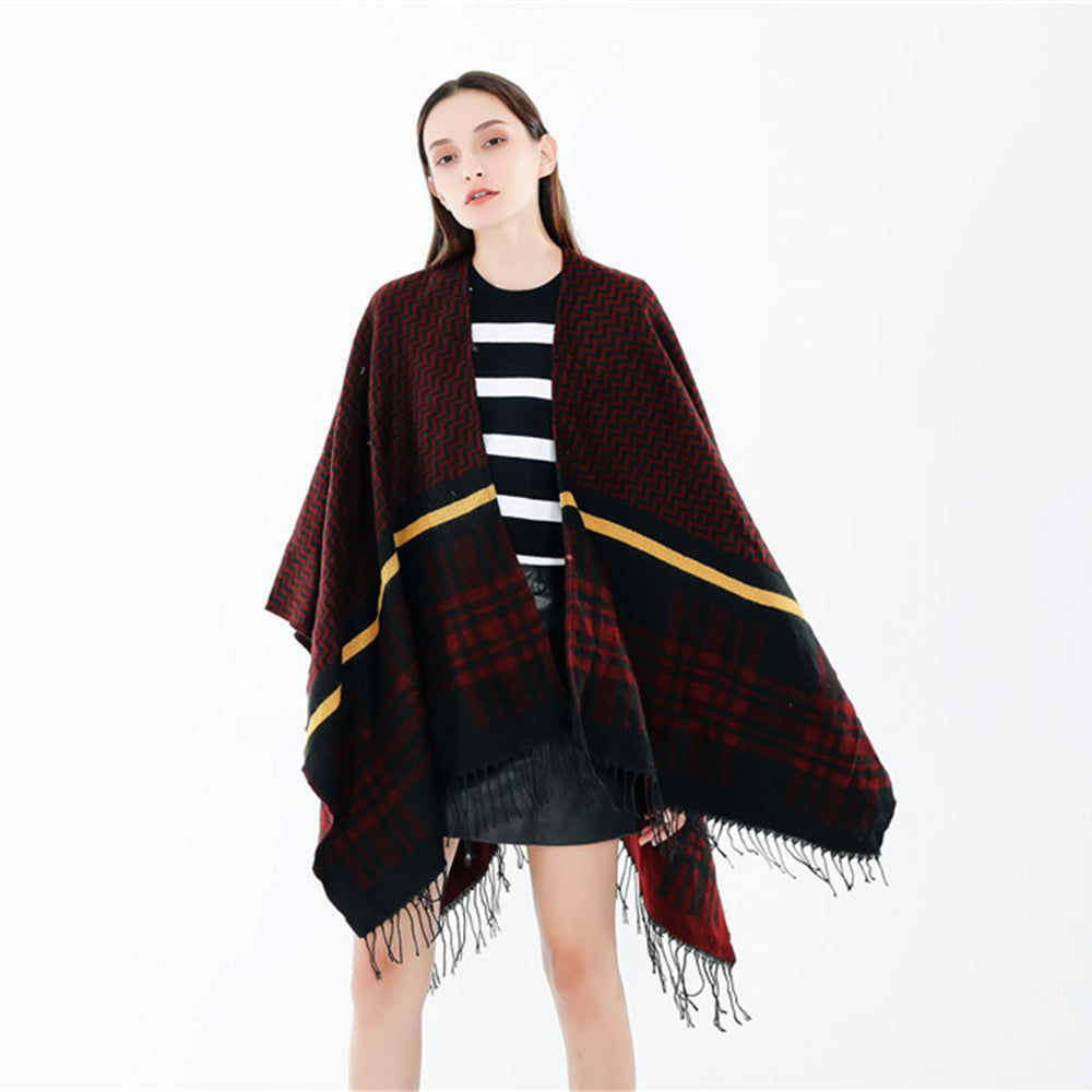 Damen Oversize-Umhangponcho aus Wollmix mit Karomuster, Zickzackjacquard und Fransensaum Drune