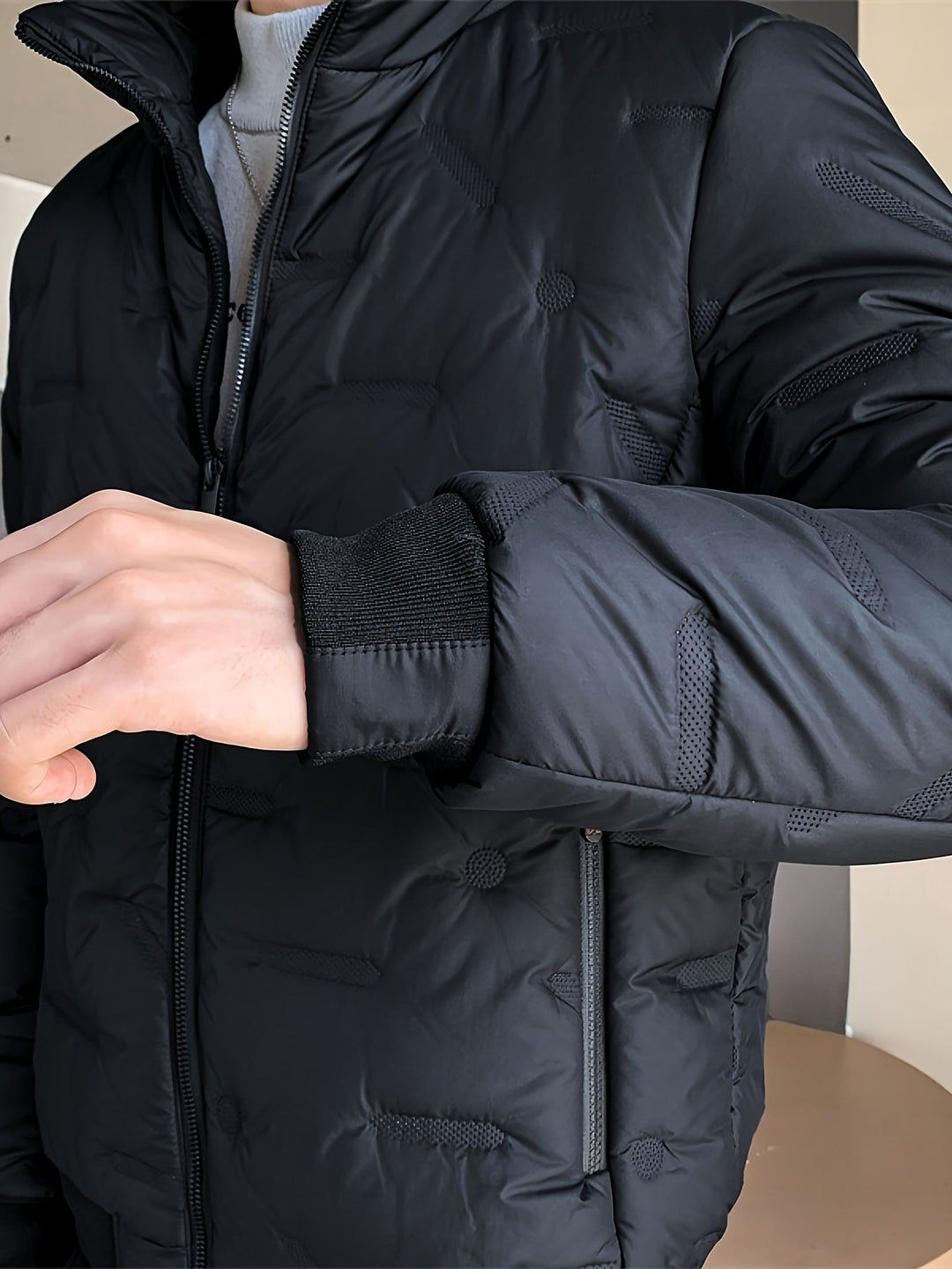 Drune |  Schwarze Baumwoll Winddichte Und Warme Langärmelige Winterjacke Für Herren - Perfekt für kalte Tage