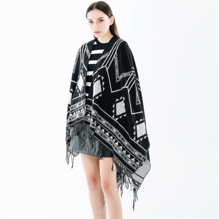 Unisex Ethno-Poncho aus weichem Strick mit Fransen und geometrischem Muster Drune