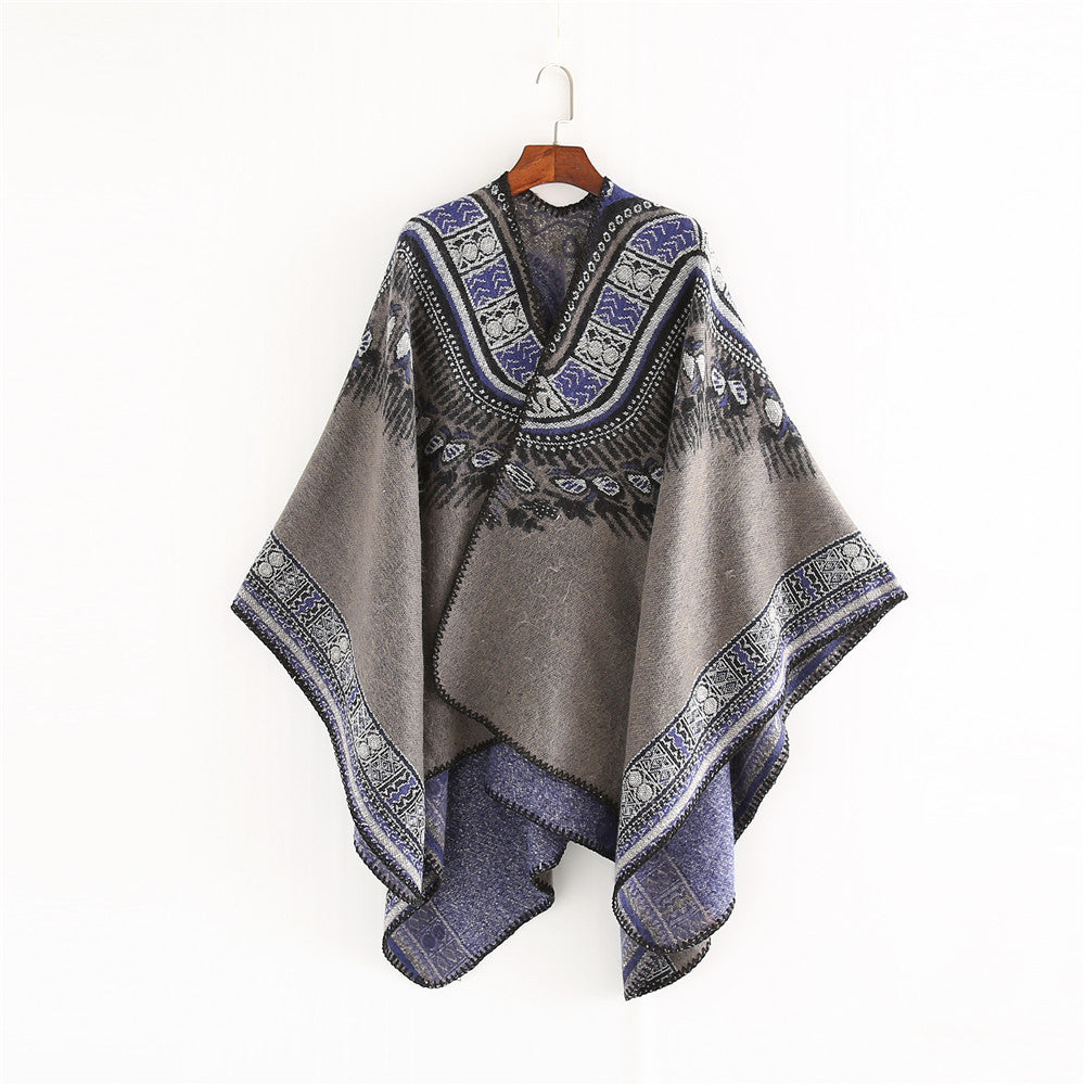 Damen Oversize-Ruana-Poncho im Ethno-Jacquard mit V-Ausschnitt und Bordürenkante Drune