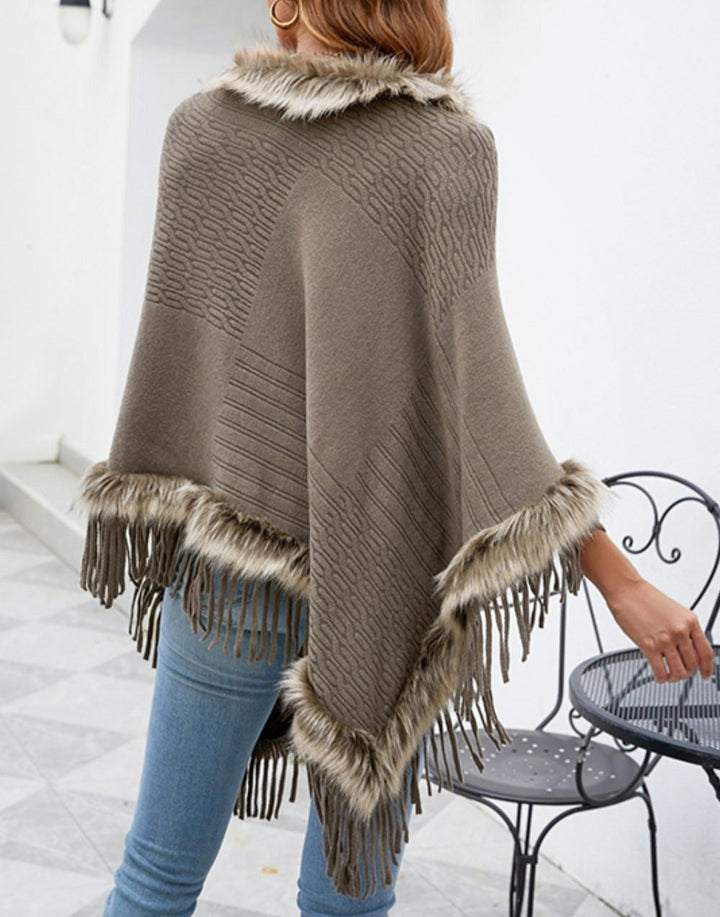 Drune | Elegante Damen Poncho mit Pelzkragen und Fransen