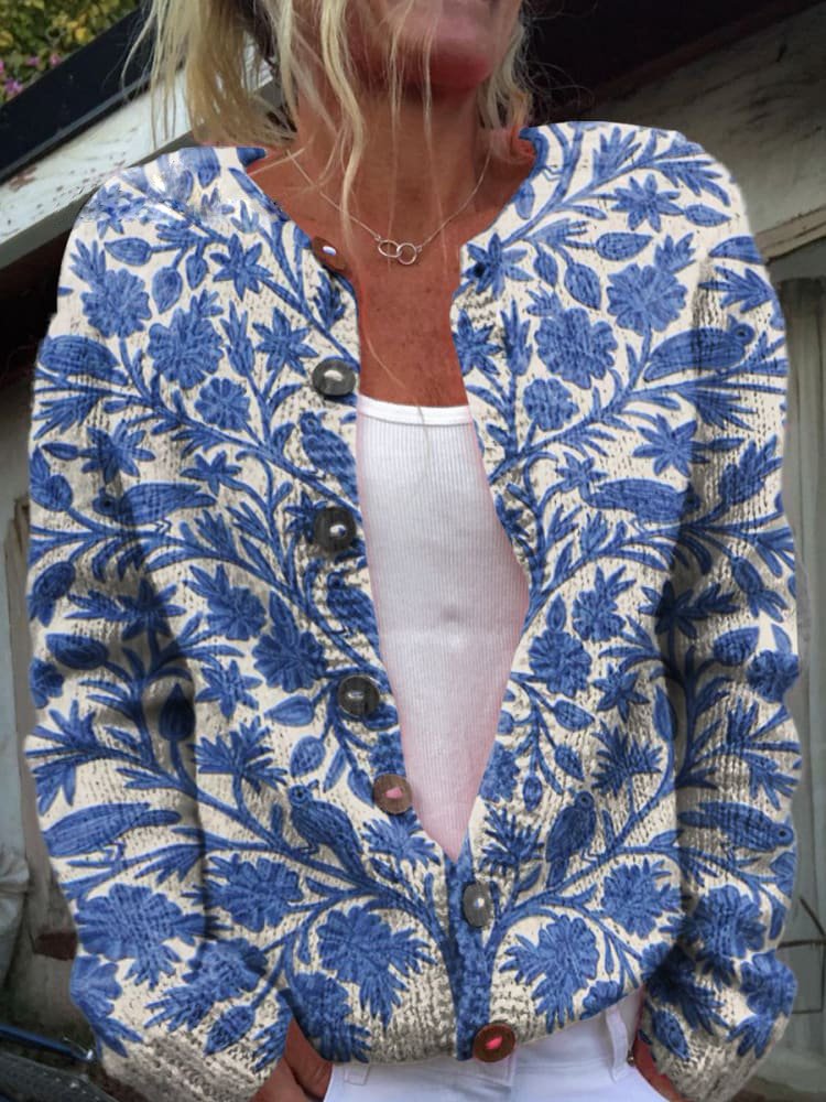 Drune | Weiche Strickjacke mit Blütenstickerei