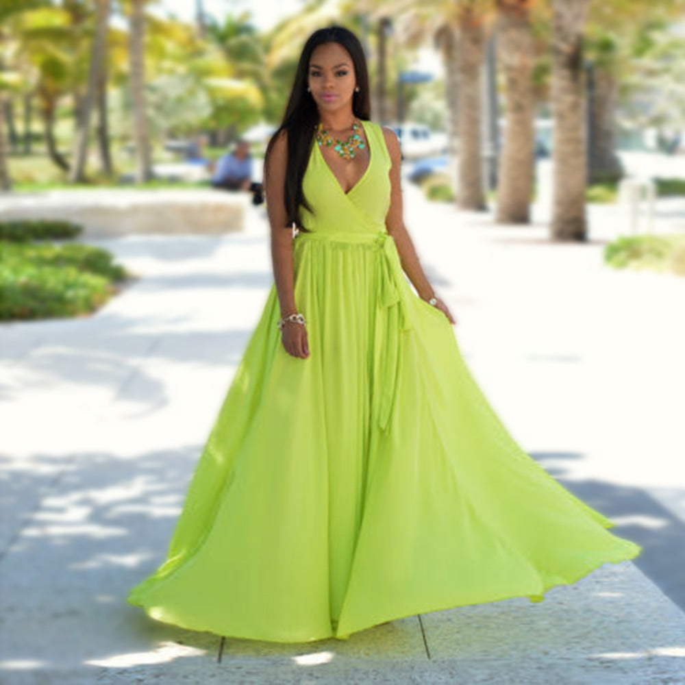 Damen Maxikleid mit tiefem V-Ausschnitt und seitlichem Schlitz Drune