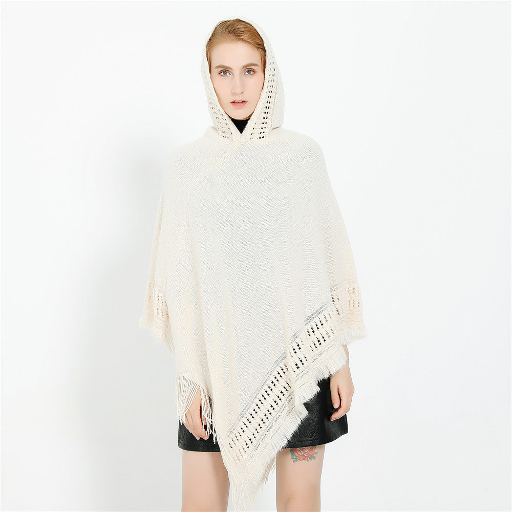 Damen Kapuzen-Poncho mit gehäkelter Bordüre und Fransensaum Drune