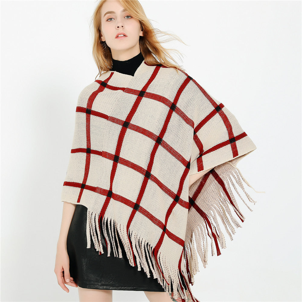 Damen Grobstrick-Poncho mit Karomuster und Fransensaum Drune