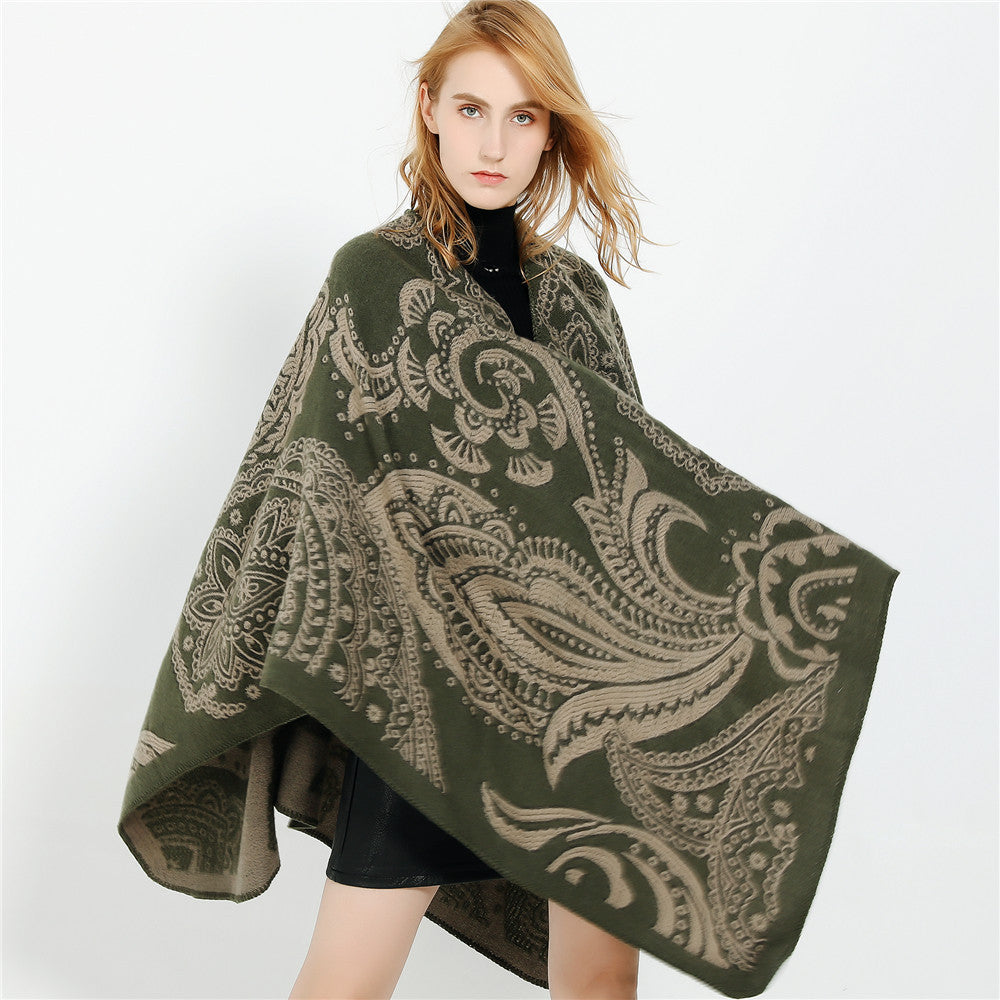 Damen Oversize-Ruana im Paisley-Jacquard mit offener Kimono-Silhouette Drune