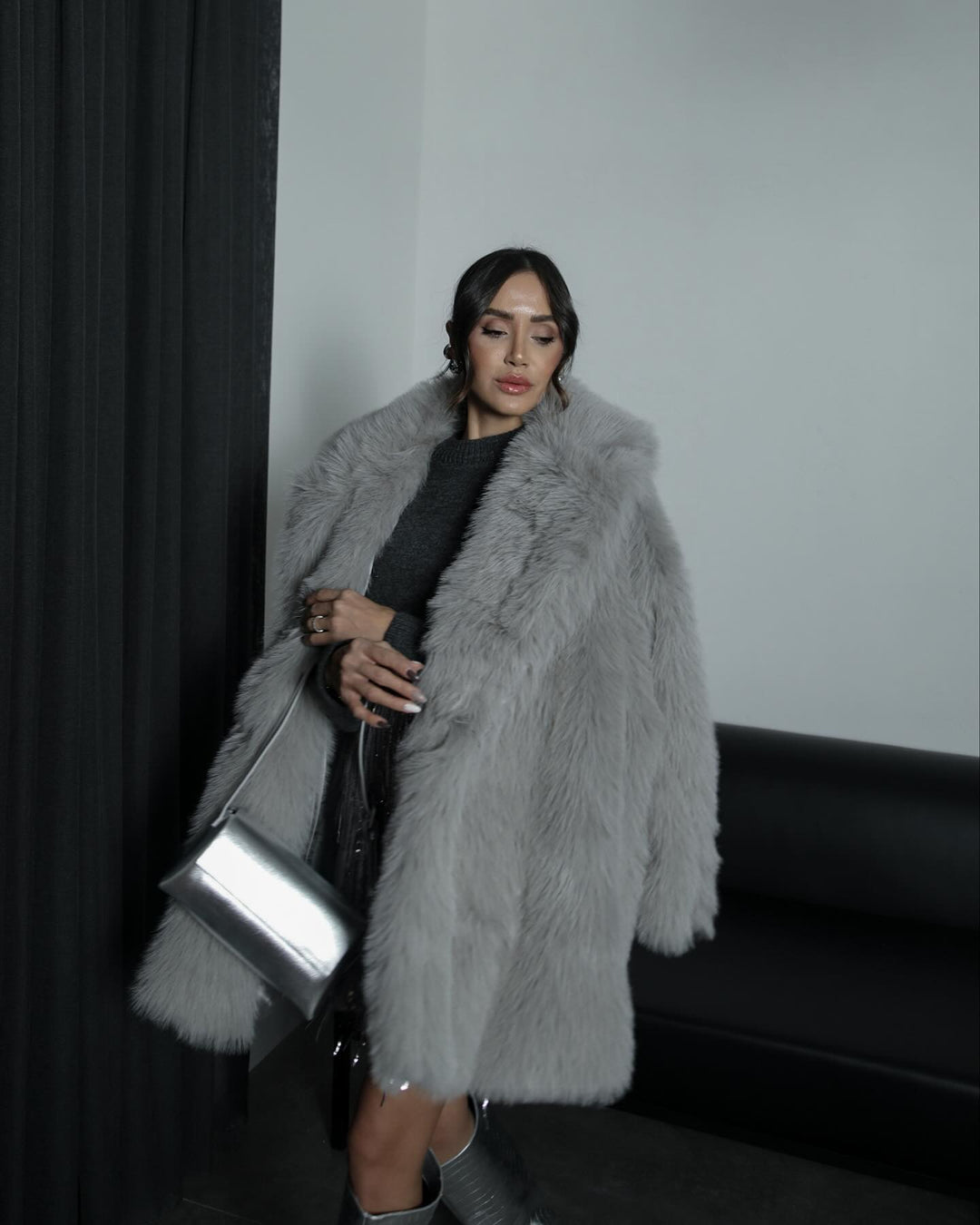 Drune | Mantel mit Umgeschlagenem Kragen für Einen Eleganten Look