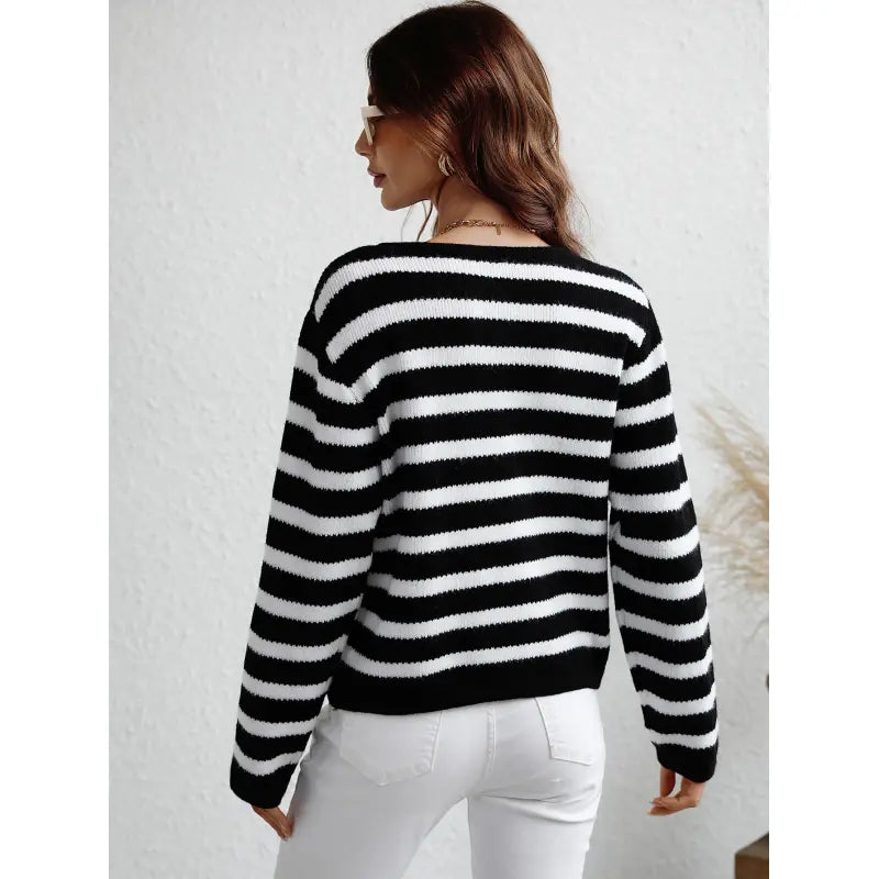 Drune | Cozy chunky knit sweater with button placket and side pockets