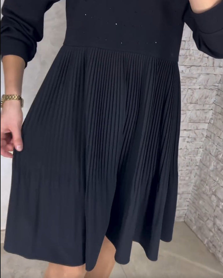 Drune | Einfarbiges Plissiertes Kleid mit Hohem Kragen