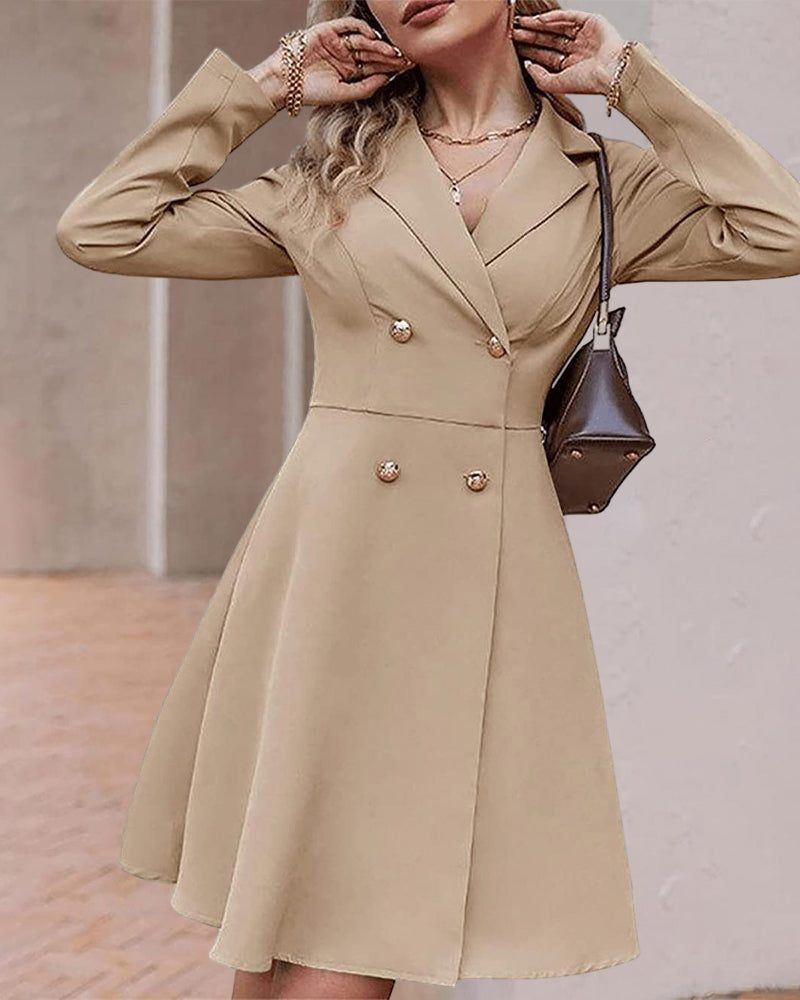 Drune | Kleid mit Knopfrevers
