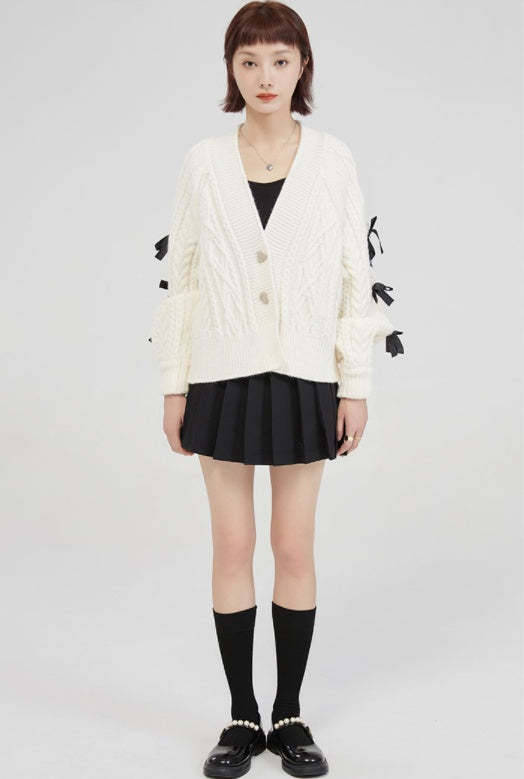 Drune | Strickjacke mit Schleifendetails