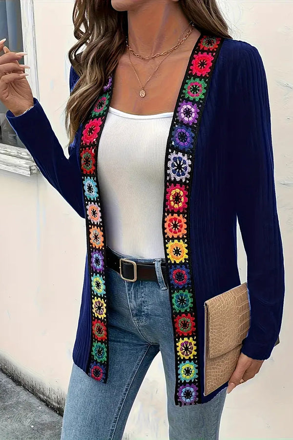 Drune | Strickjacke mit Blumenrand und langen Ärmeln