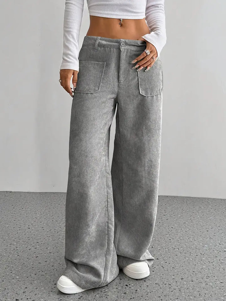 Drune | Weite Cordhose für Damen aus Baumwollmischung