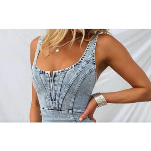 Drune | Denim Kleid mit Enganliegender Passform Die Ein Elegantes Aussehen Sicherstellt