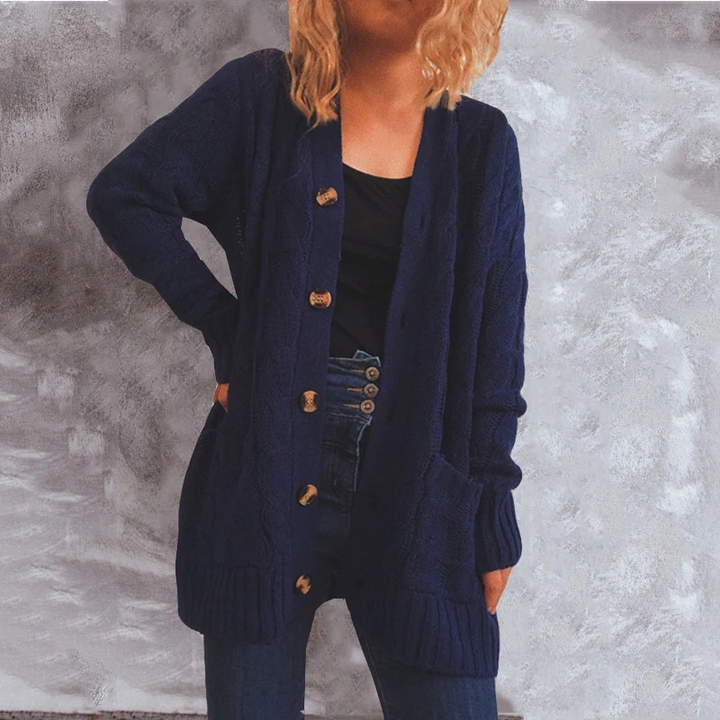 Drune | Wollstrickjacke Damen Mit Zopfmuster Und Holzknöpfen, Lockere