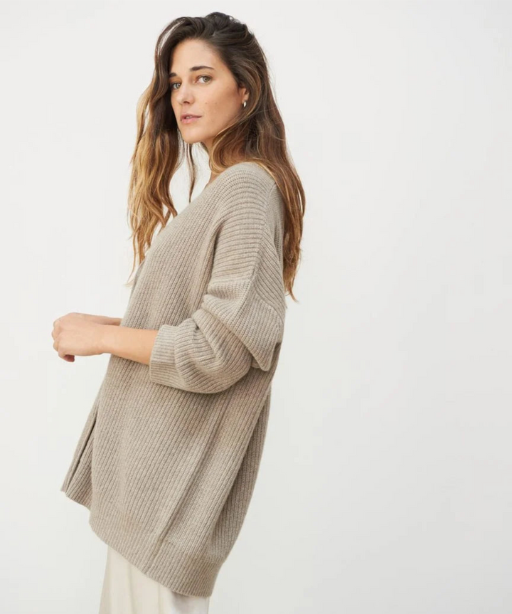 Drune | V-Ausschnitt-Cardigan für Frauen
