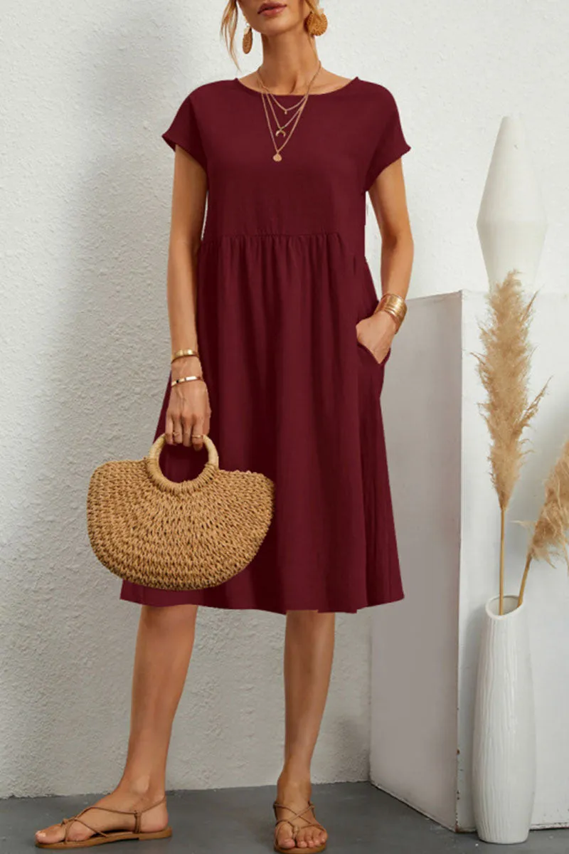 Drune | Schickes Kurzärmliges Kleid mit Rundhalsausschnitt aus Einfarbigem Patchwork