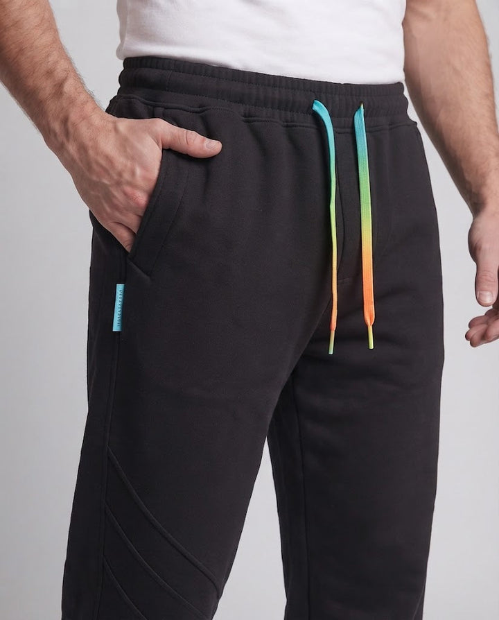 Herren locker geschnittene Sweat‑Joggerhose mit Kordelzug, elastischen Bündchen und Cargo‑Seitentaschen Drune